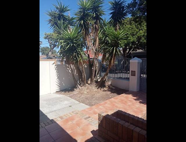 4 BEDROOM PROPERTY TO RENT IN GOODWOOD CENTRAL